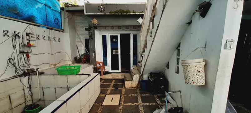 dijual rumah cipageran