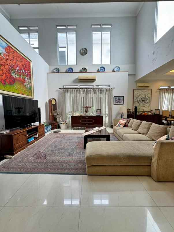 dijual rumah cipete selatan