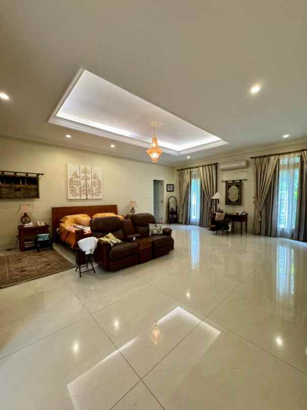 dijual rumah cipete selatan