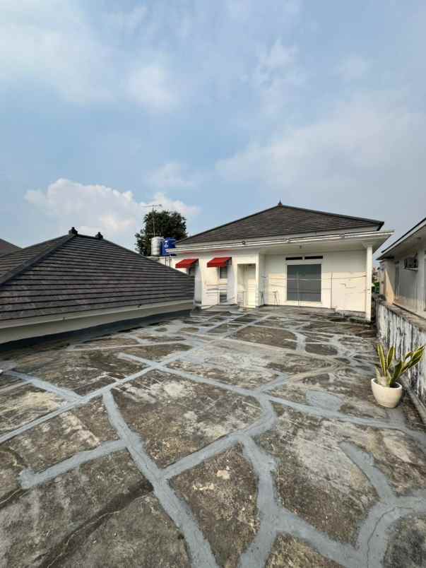 dijual rumah cipete selatan