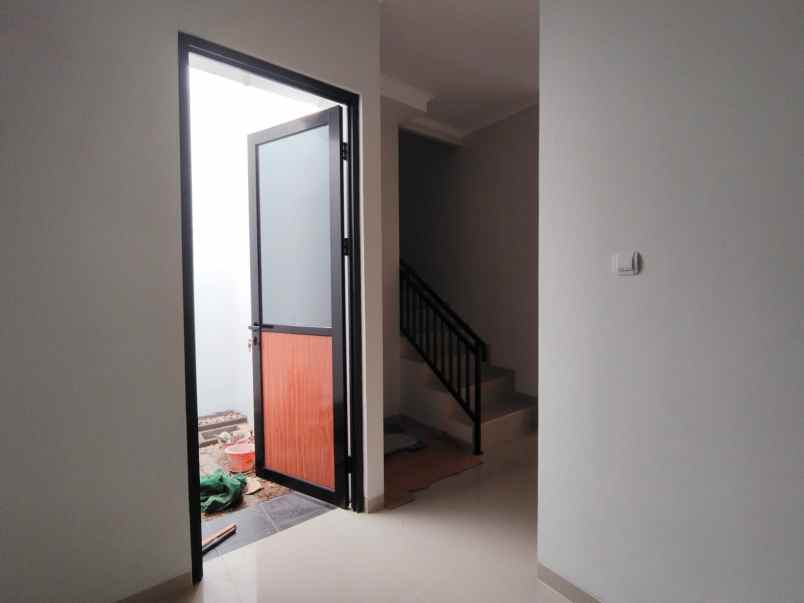 dijual rumah ciputat tangsel