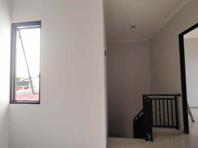 dijual rumah ciputat tangsel