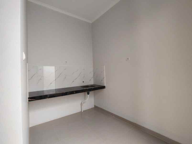 dijual rumah ciputat tangsel