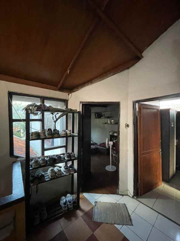 dijual rumah cisaranten kulon komplek