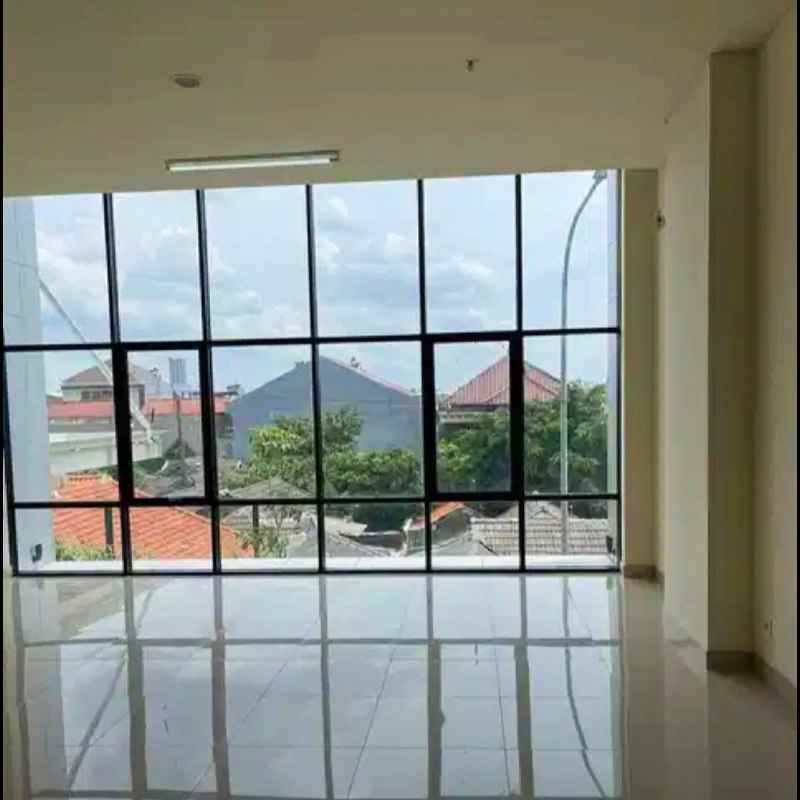 dijual rumah citraland vittorio