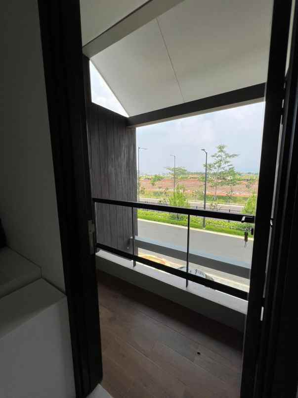 dijual rumah cluster flora gedebage summarecon bandung