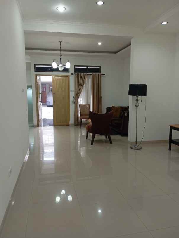 dijual rumah cluster gegerkalong