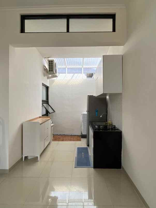 dijual rumah cluster grans pinus