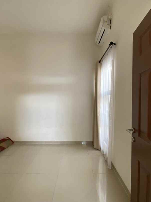 dijual rumah cluster grans pinus