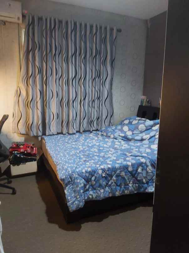dijual rumah cluster maple summarecon