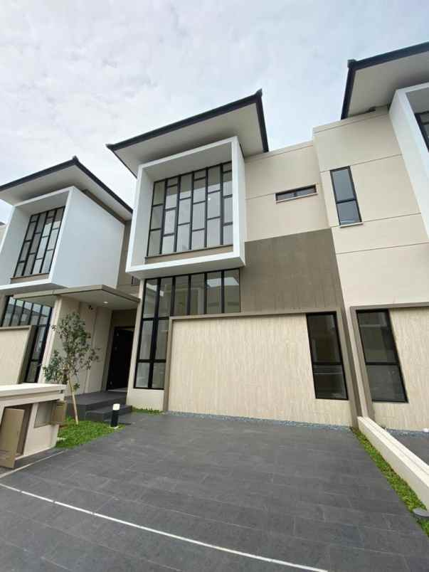 dijual rumah cluster matana asya jgc