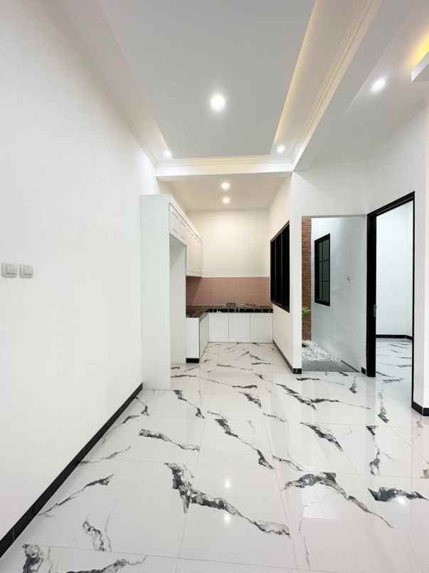 dijual rumah condet kramatjati