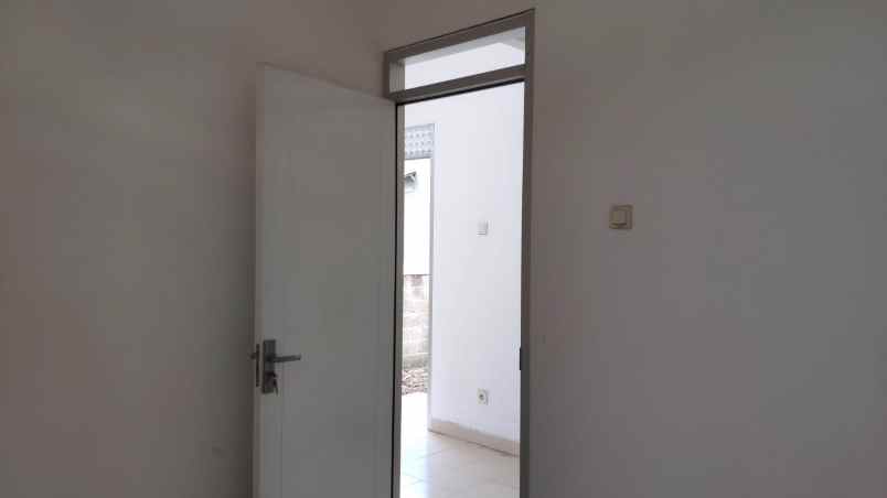 dijual rumah curug badak kec maja