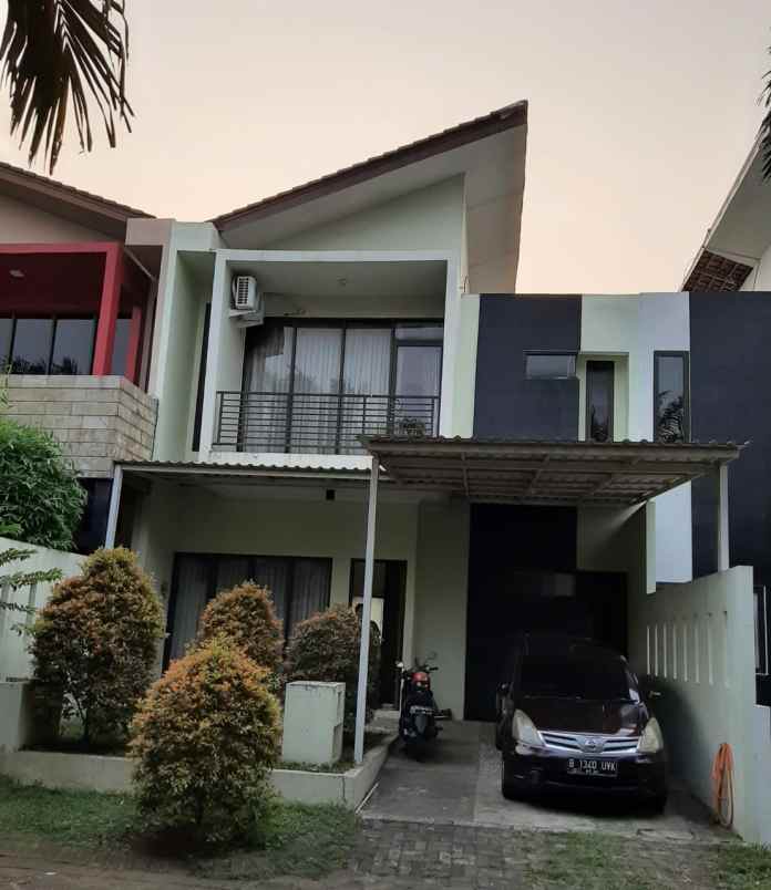 dijual rumah dalam komplek di cibubur jakarta timur