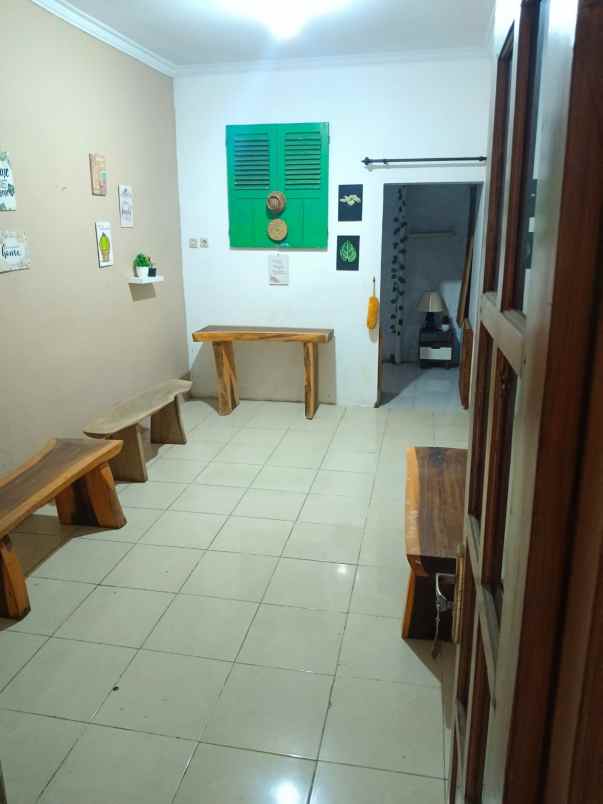 dijual rumah dalam perumahan