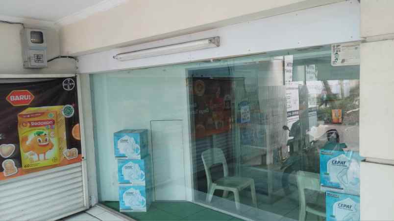 dijual rumah dan tempat usaha