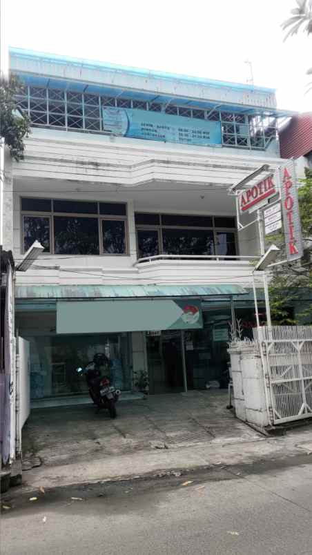 dijual rumah dan tempat usaha