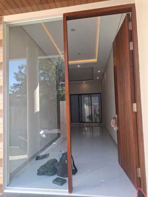 dijual rumah darmo indah