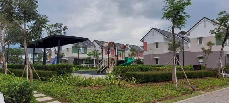 dijual rumah dayana summarecon bandung