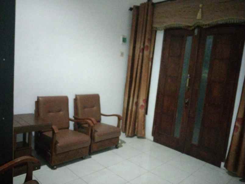 dijual rumah dewi sartika