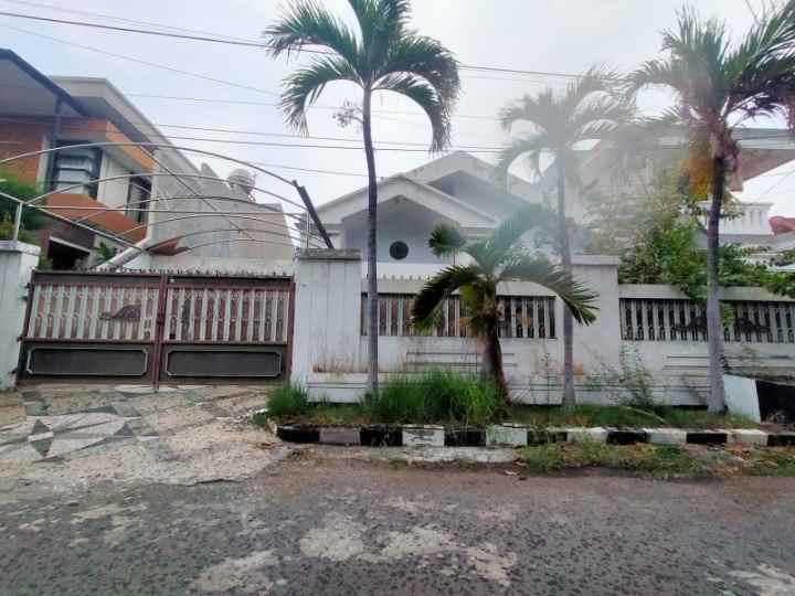 dijual rumah dharmahusada indah tengah