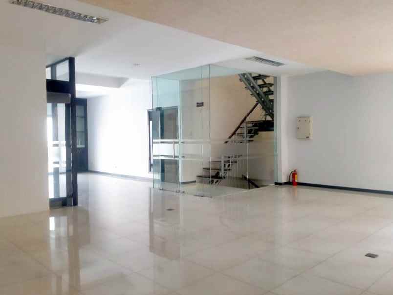 dijual rumah dharmahusada indah timur