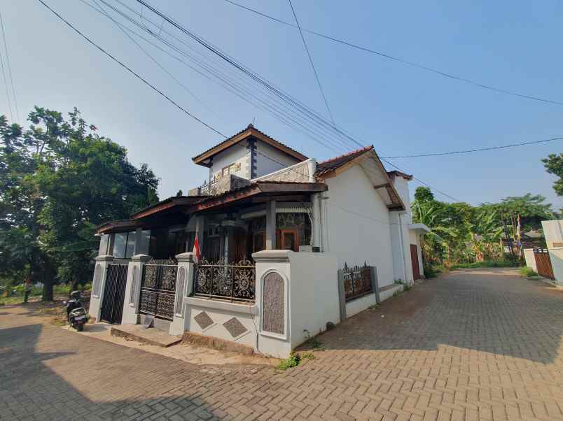 dijual rumah di belakang rs banyumanik semarang