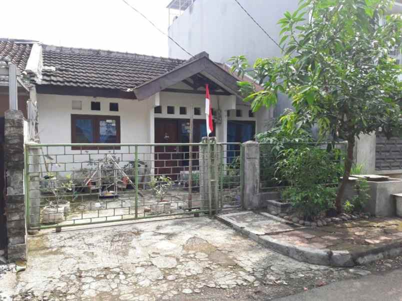 dijual rumah di g iya katulampa bogor timur