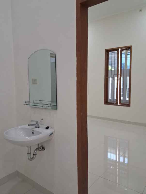 dijual rumah di nawang wulan indraprastha semarang