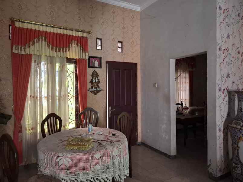 dijual rumah di perumahan griya mangli indah jember