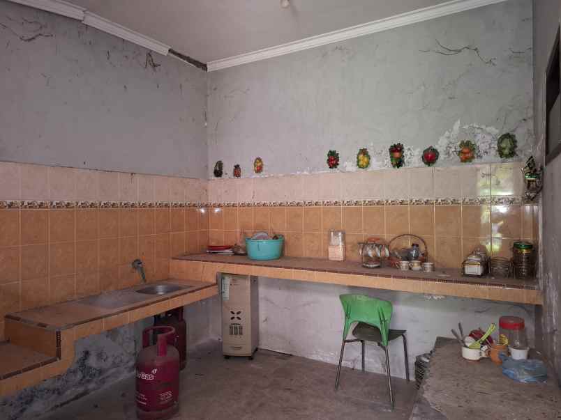 dijual rumah di perumahan griya mangli indah jember