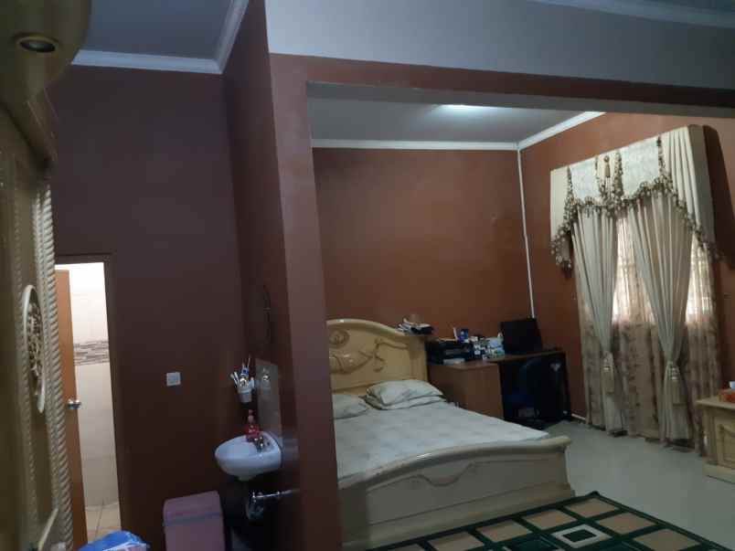 dijual rumah di sentul city cluster tampak siring