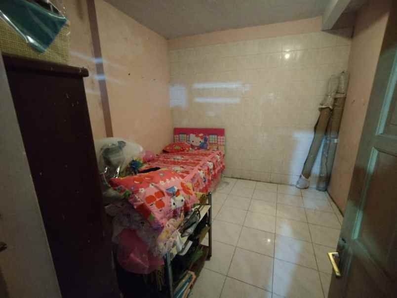 dijual rumah dijual rumah di jl giyanti