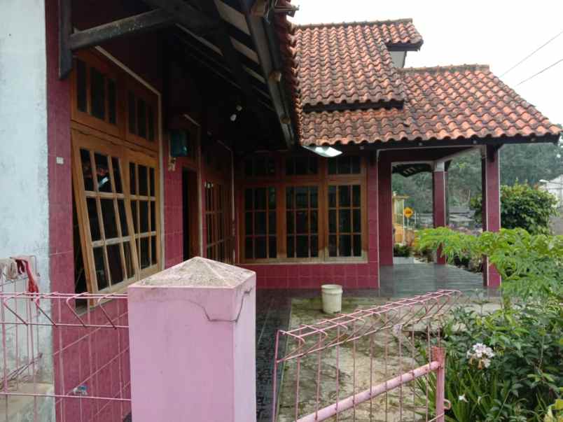 dijual rumah dijual rumah di samping