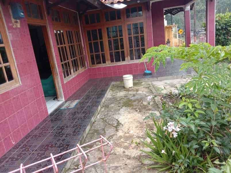 dijual rumah dijual rumah di samping