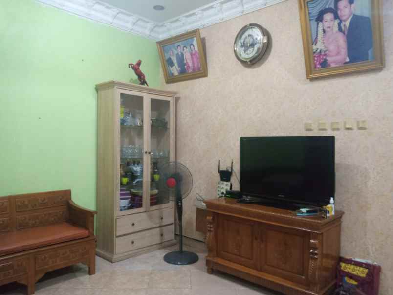 dijual rumah dijual rumah di villa