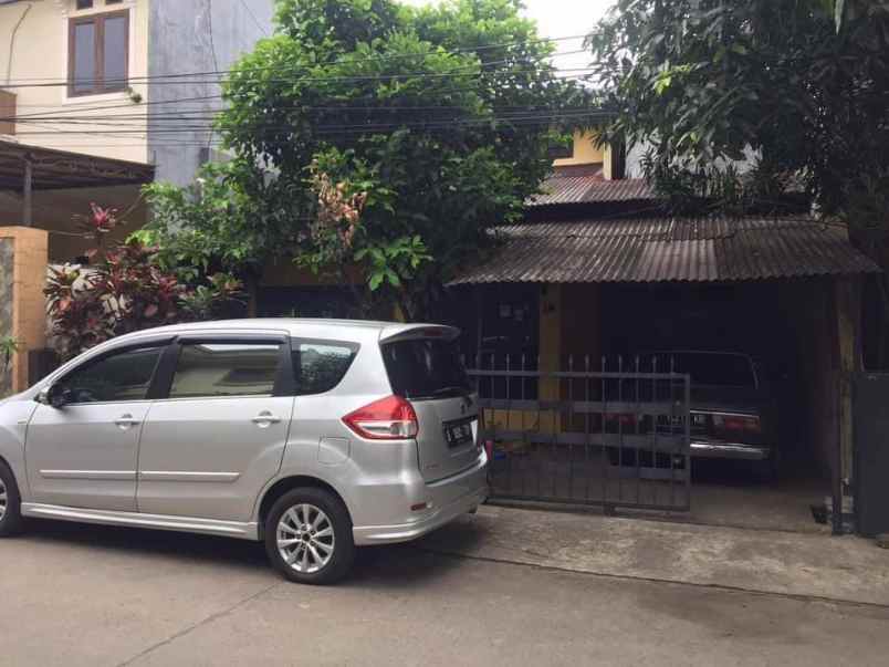 dijual rumah dijual rumah strategis jl