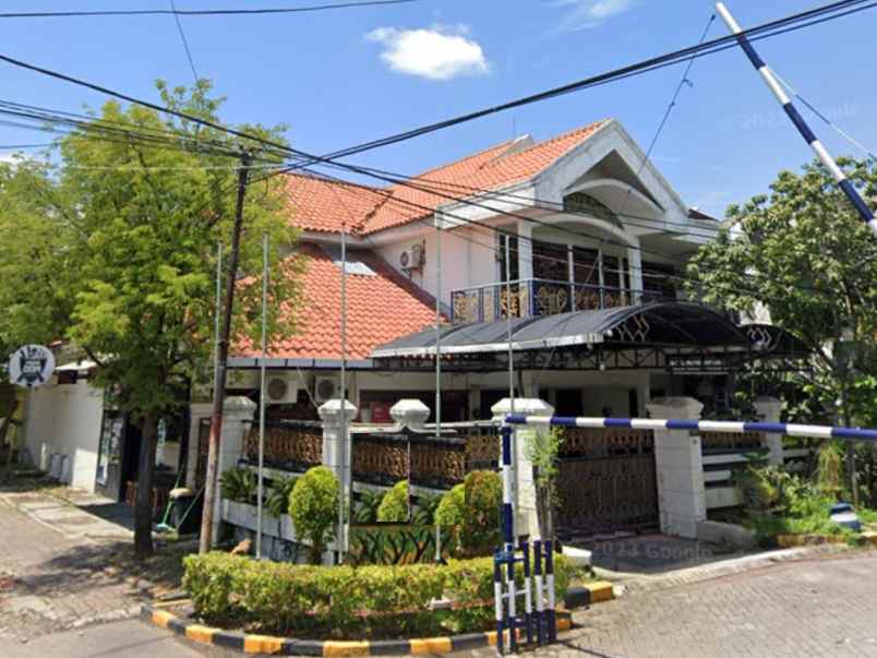 dijual rumah dukuh kupang timur