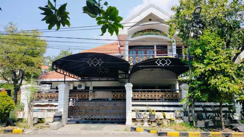 dijual rumah dukuh kupang timur