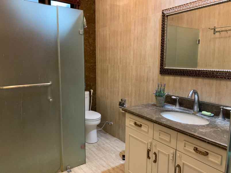 dijual rumah duren tiga selatan