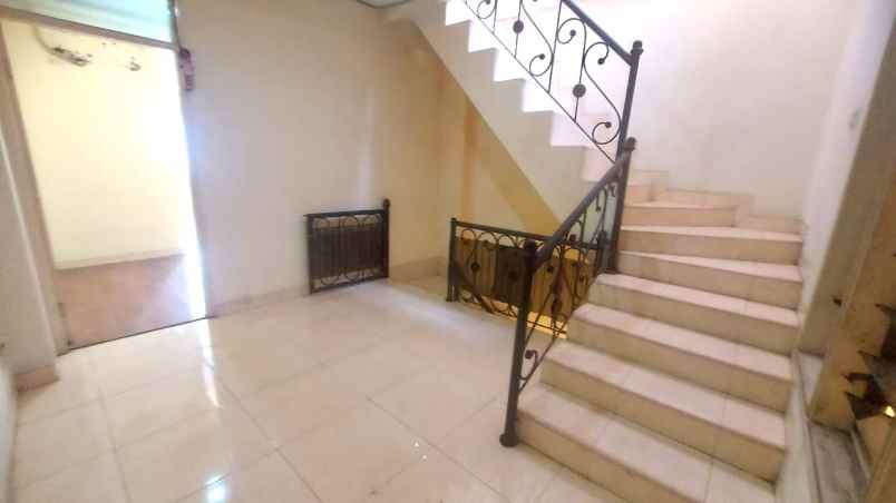 dijual rumah gading arcadia pegangsaan