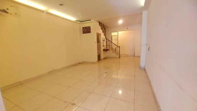 dijual rumah gading arcadia pegangsaan