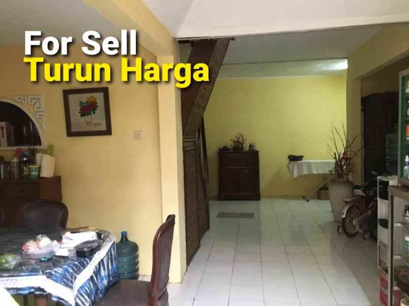 dijual rumah gandaria selatan