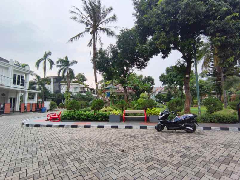dijual rumah gardenia villa galaxy