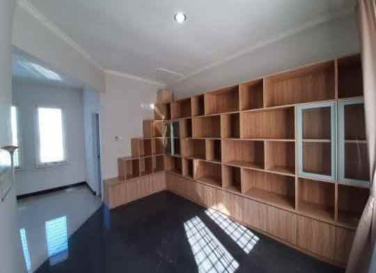 dijual rumah gayungsari