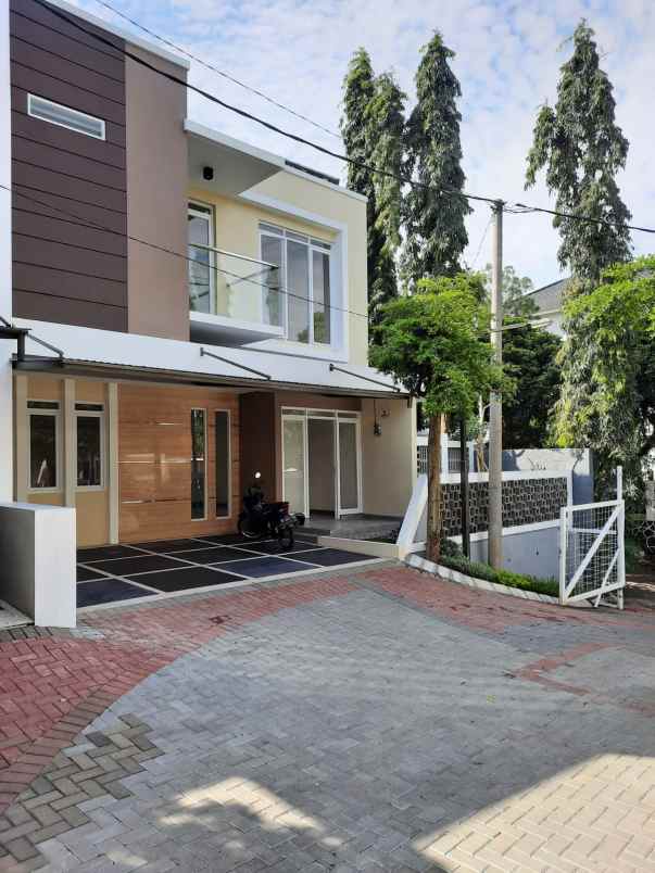 dijual rumah gegerkalonv