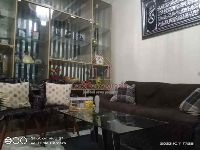 dijual rumah gkb perabot 2 5 lantai gresik