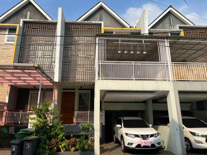 dijual rumah gn raya