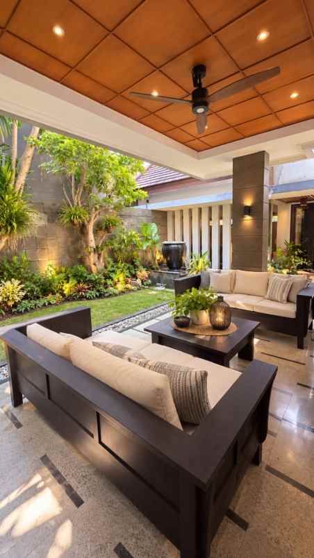 dijual rumah graha famili