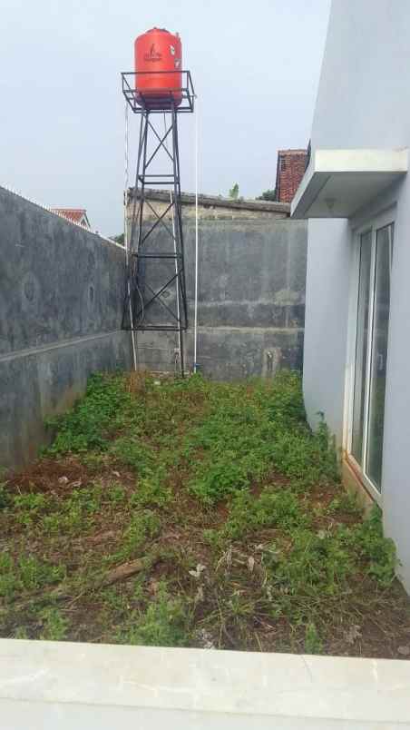 dijual rumah grand bedahan residence
